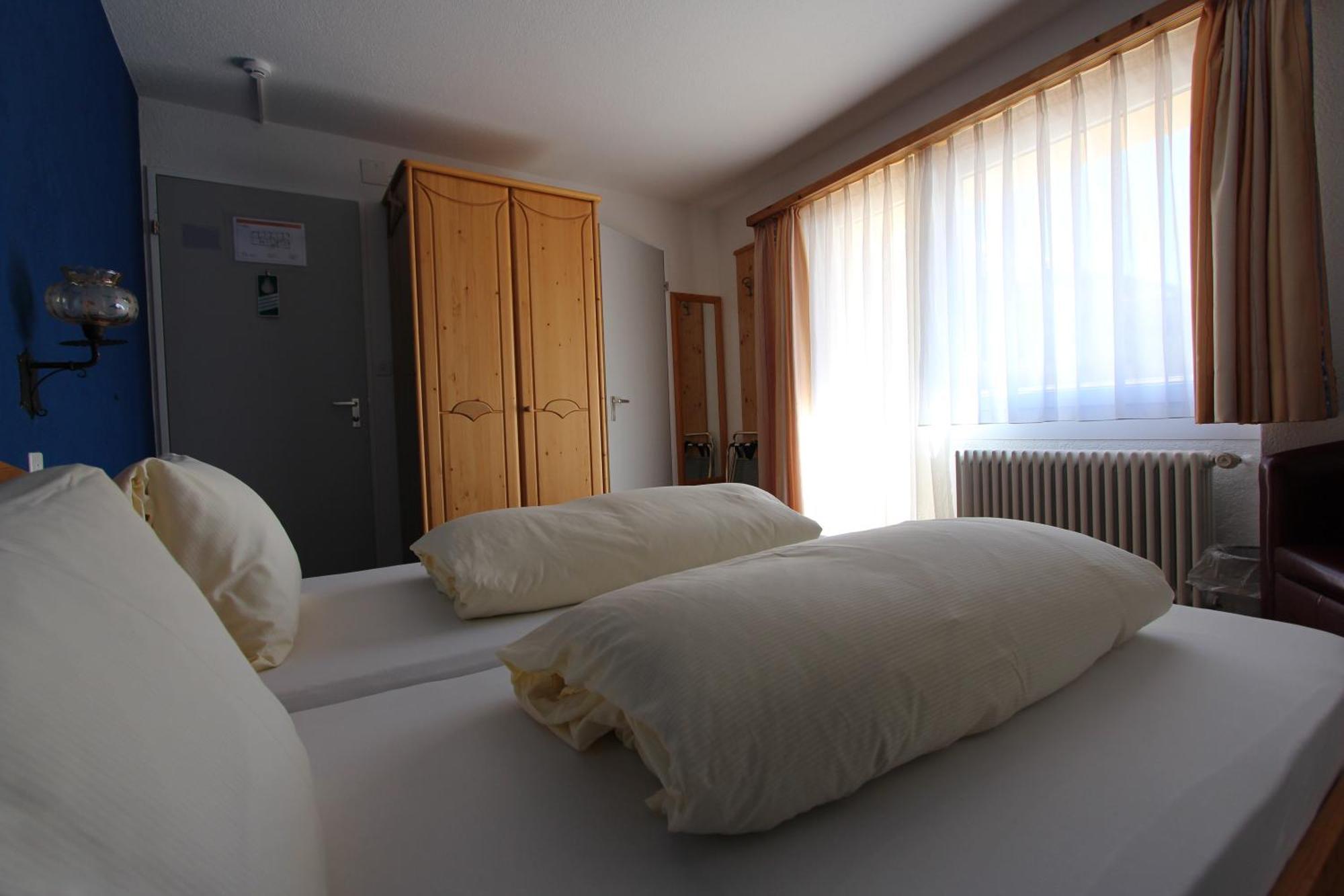 Hotel Al Rom Tschierv Rom bilde