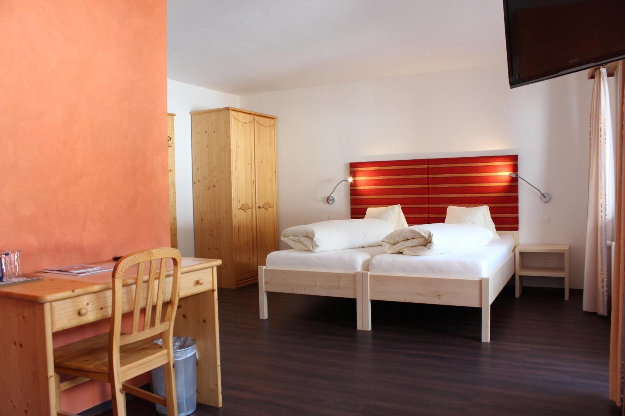 Hotel Al Rom Tschierv Rom bilde