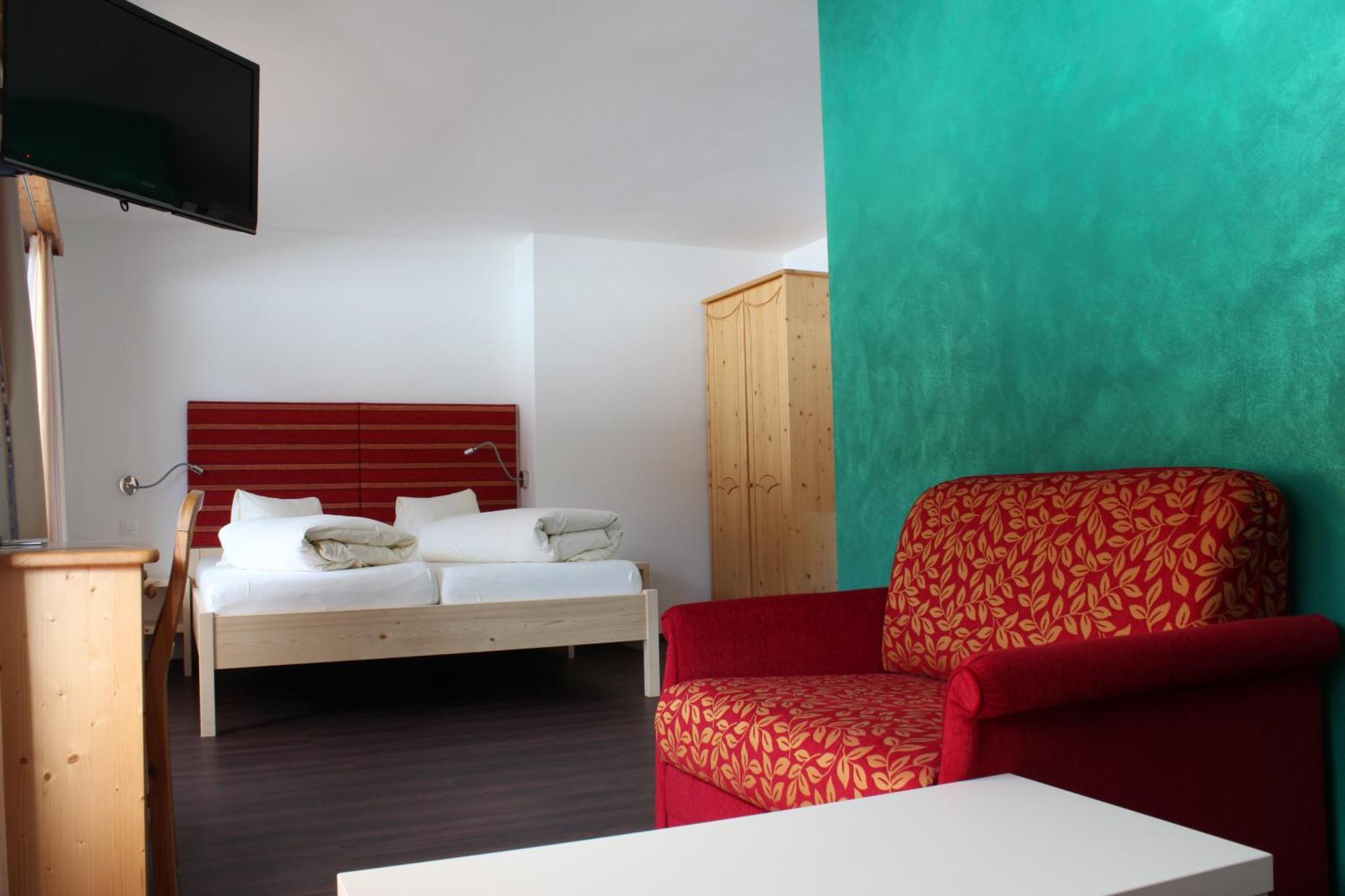 Hotel Al Rom Tschierv Rom bilde