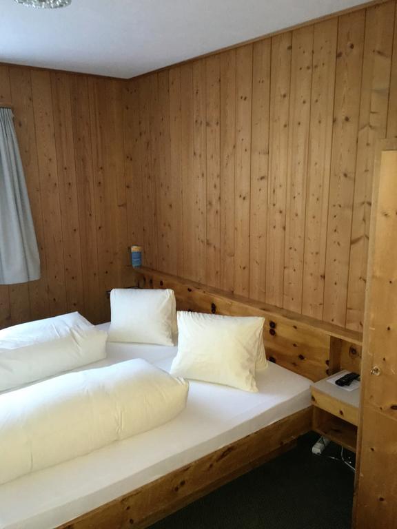 Hotel Al Rom Tschierv Eksteriør bilde